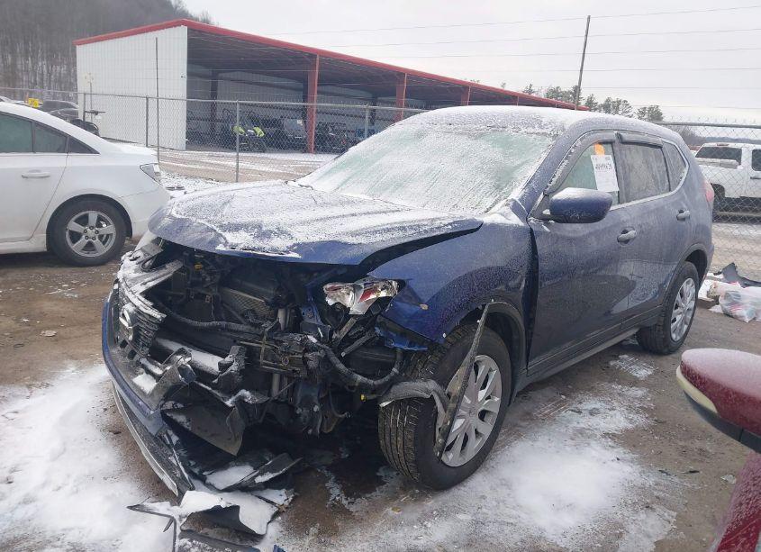 Photo 2 of 2017 Nissan Rogue S (VIN JN8AT2MV1HW012586)