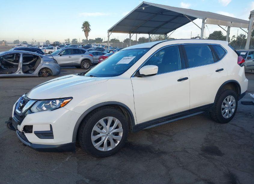 Photo 2 of 2017 Nissan Rogue S (VIN JN8AT2MV1HW012748)