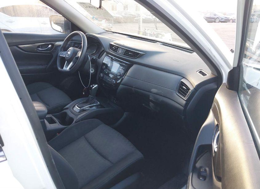 Photo 5 of 2017 Nissan Rogue S (VIN JN8AT2MV1HW012748)