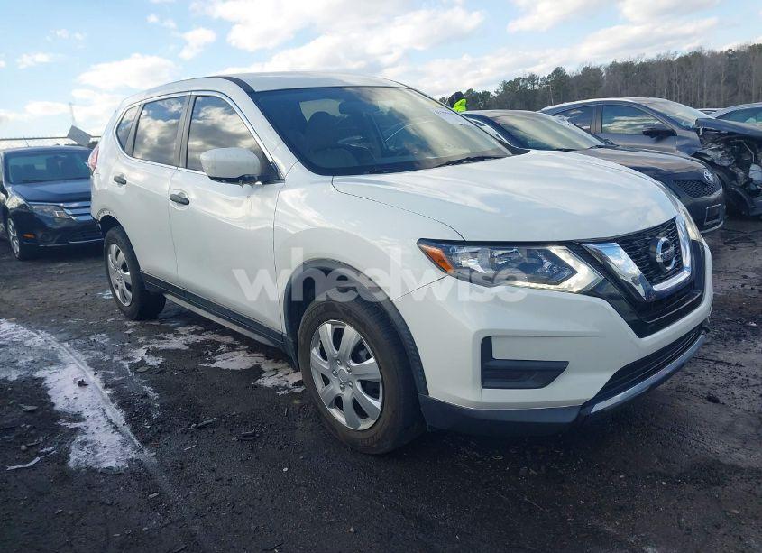 2017 Nissan Rogue S (VIN JN8AT2MV1HW014435) main photo