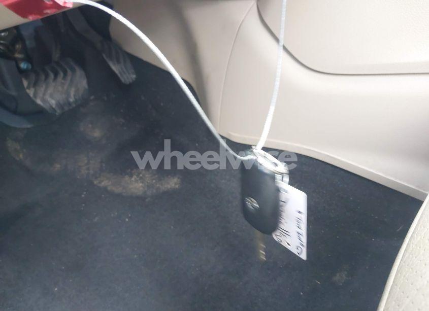 Photo 11 of 2017 Nissan Rogue S (VIN JN8AT2MV1HW014435)