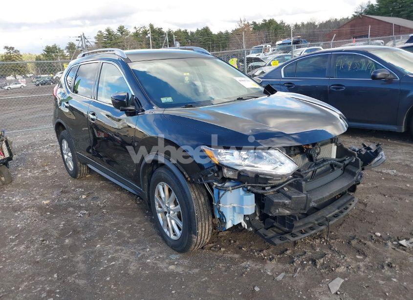 2017 Nissan Rogue SV (VIN JN8AT2MV1HW250504) main photo