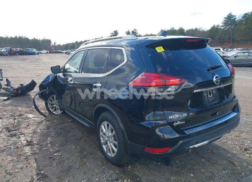 Photo 3 of 2017 Nissan Rogue SV (VIN JN8AT2MV1HW250504)