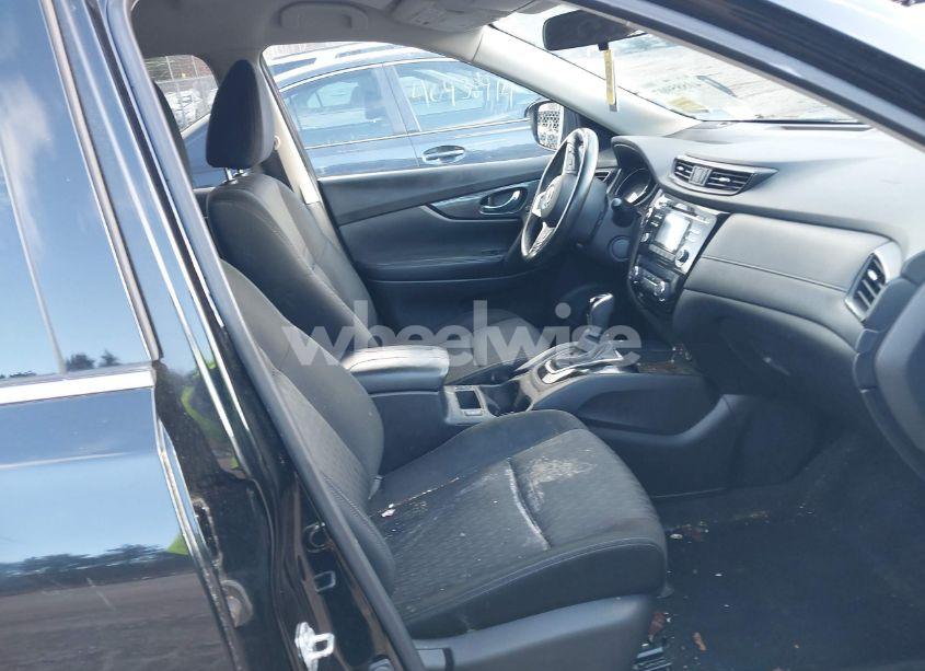 Photo 5 of 2017 Nissan Rogue SV (VIN JN8AT2MV1HW250504)