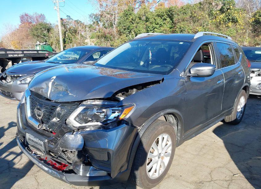 Photo 2 of 2017 Nissan Rogue SV (VIN JN8AT2MV1HW259400)