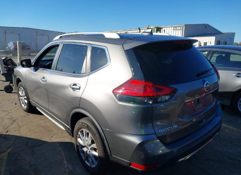 Photo 3 of 2017 Nissan Rogue SV (VIN JN8AT2MV1HW259400)