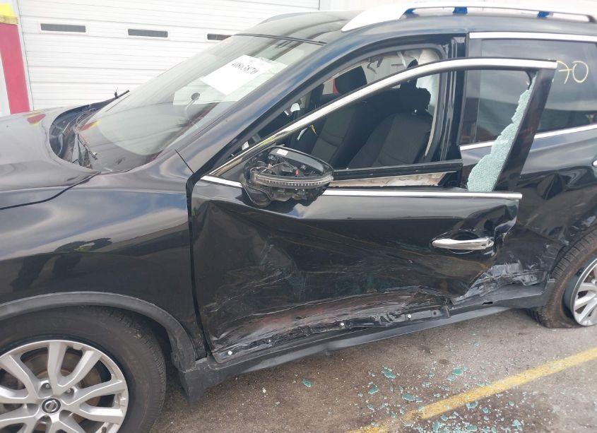 Photo 6 of 2017 Nissan Rogue SV (VIN JN8AT2MV1HW267657)