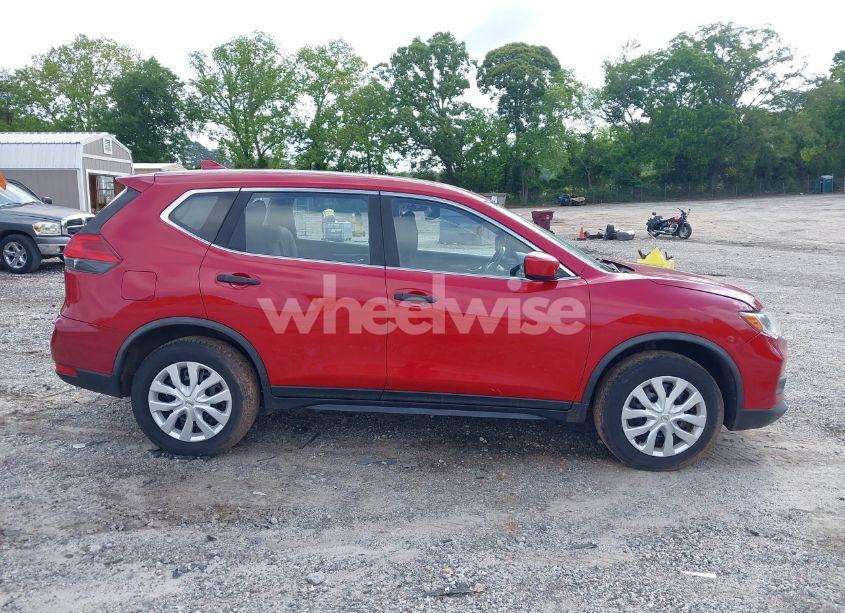 Photo 13 of 2017 Nissan Rogue S (VIN JN8AT2MV1HW269005)