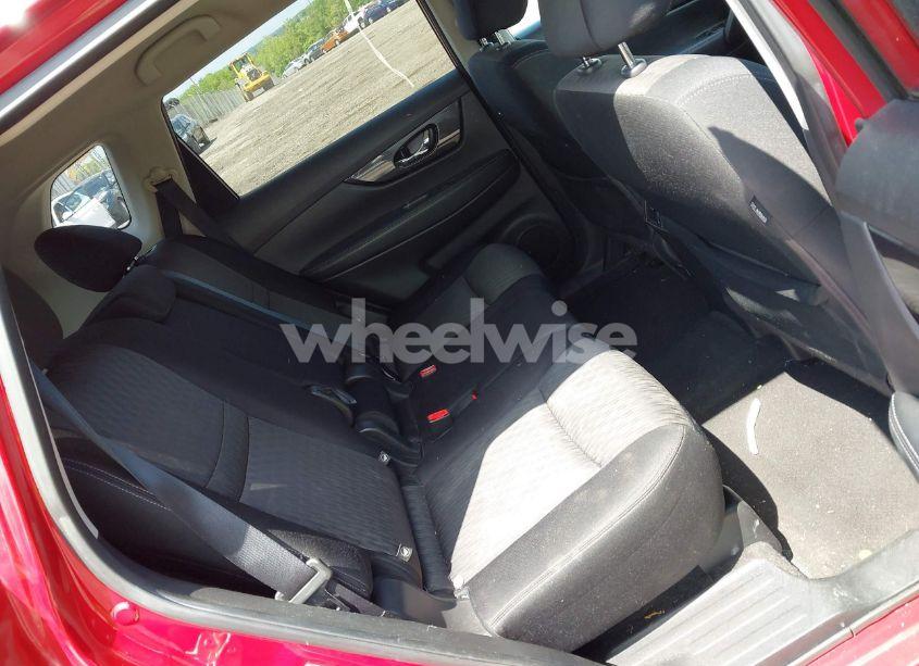 Photo 8 of 2017 Nissan Rogue SV (VIN JN8AT2MV1HW280005)