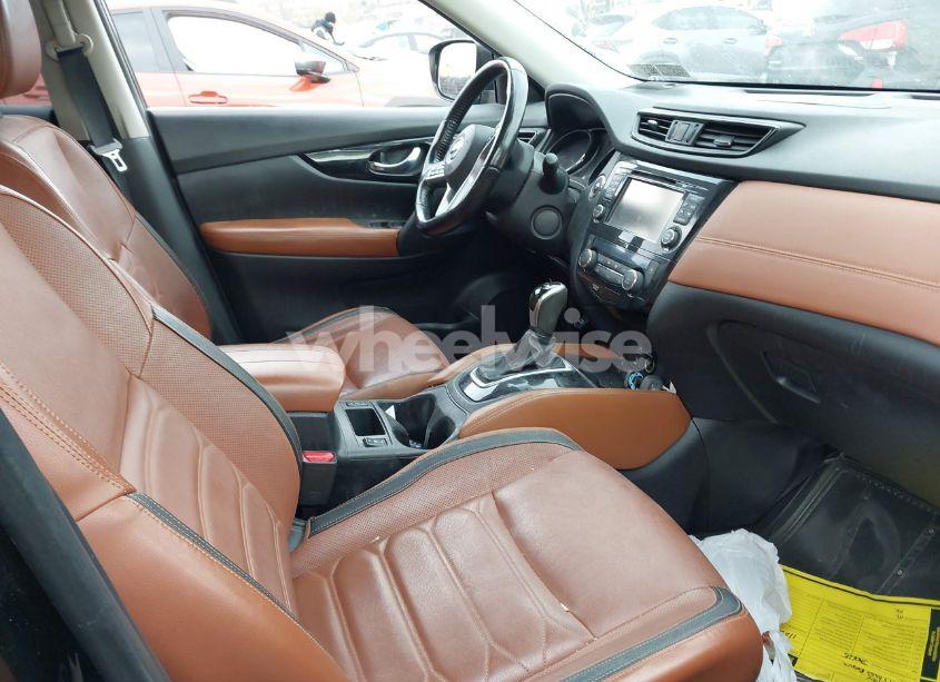 Photo 5 of 2017 Nissan Rogue SL (VIN JN8AT2MV1HW283678)