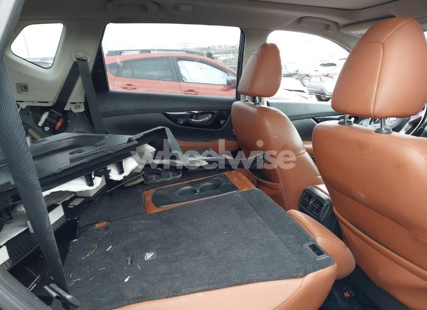 Photo 8 of 2017 Nissan Rogue SL (VIN JN8AT2MV1HW283678)