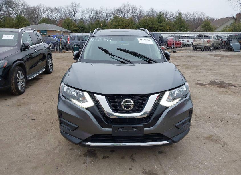 Photo 13 of 2018 Nissan Rogue SV (VIN JN8AT2MV1JW304261)