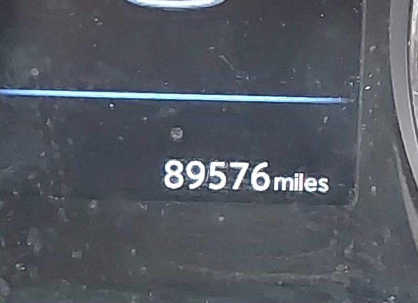 Photo 16 of 2018 Nissan Rogue SV (VIN JN8AT2MV1JW304261)