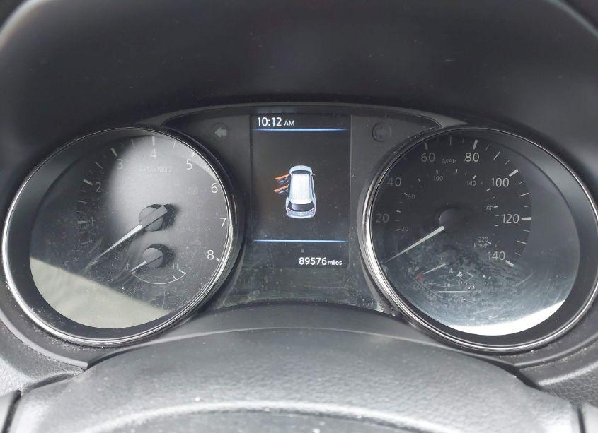 Photo 7 of 2018 Nissan Rogue SV (VIN JN8AT2MV1JW304261)