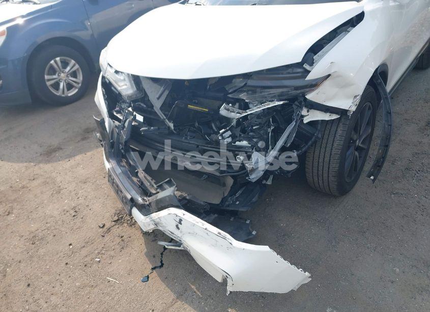 Photo 6 of 2018 Nissan Rogue SL (VIN JN8AT2MV1JW310447)