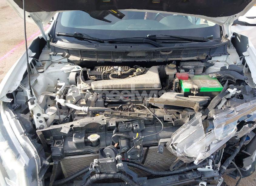 Photo 10 of 2018 Nissan Rogue SL (VIN JN8AT2MV1JW314322)