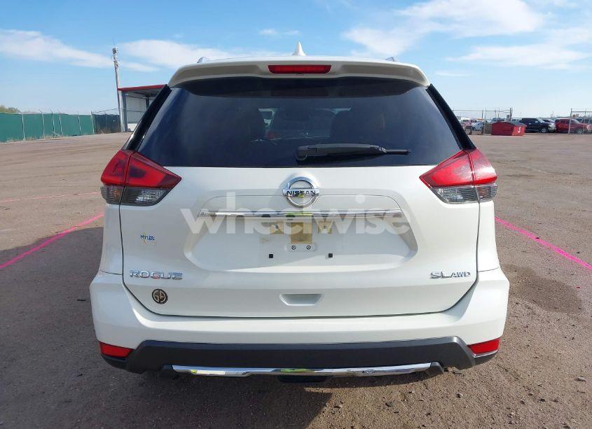 Photo 16 of 2018 Nissan Rogue SL (VIN JN8AT2MV1JW314322)