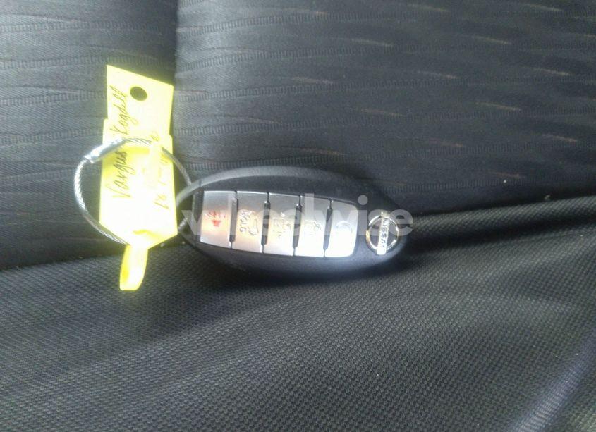 Photo 11 of 2018 Nissan Rogue SV (VIN JN8AT2MV1JW314594)