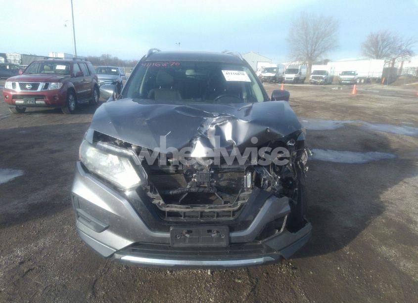 Photo 12 of 2018 Nissan Rogue SV (VIN JN8AT2MV1JW314594)