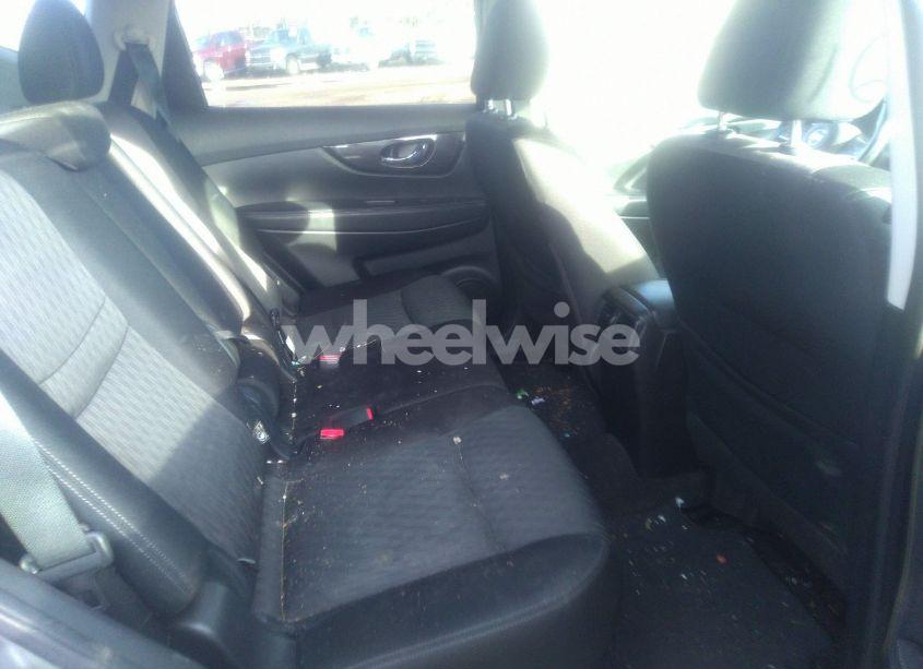 Photo 8 of 2018 Nissan Rogue SV (VIN JN8AT2MV1JW314594)