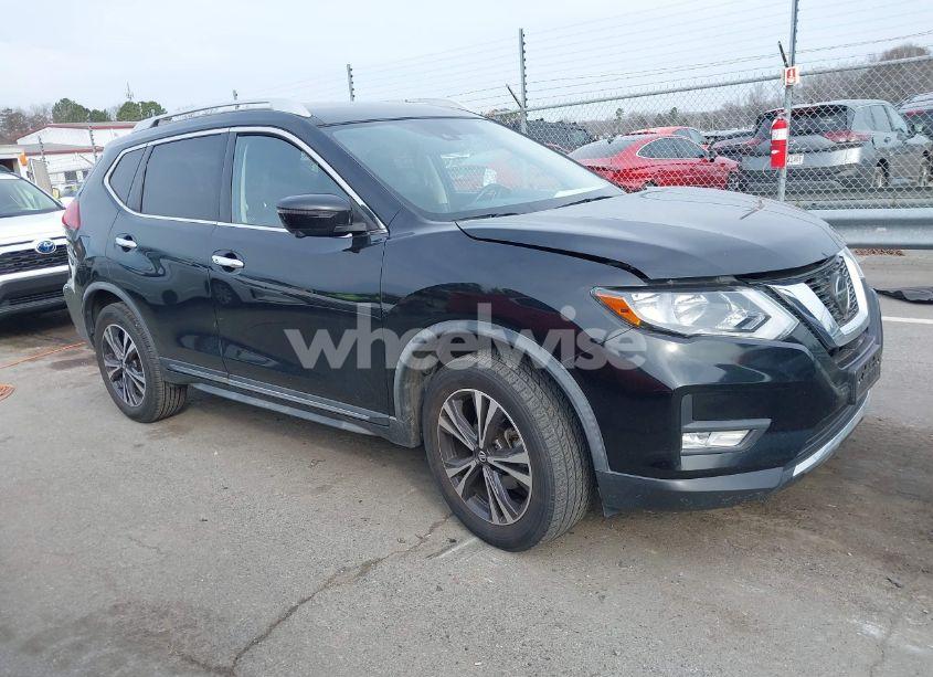 2018 Nissan Rogue SL (VIN JN8AT2MV1JW317821) main photo