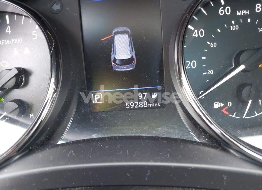 Photo 15 of 2018 Nissan Rogue SL (VIN JN8AT2MV1JW317821)