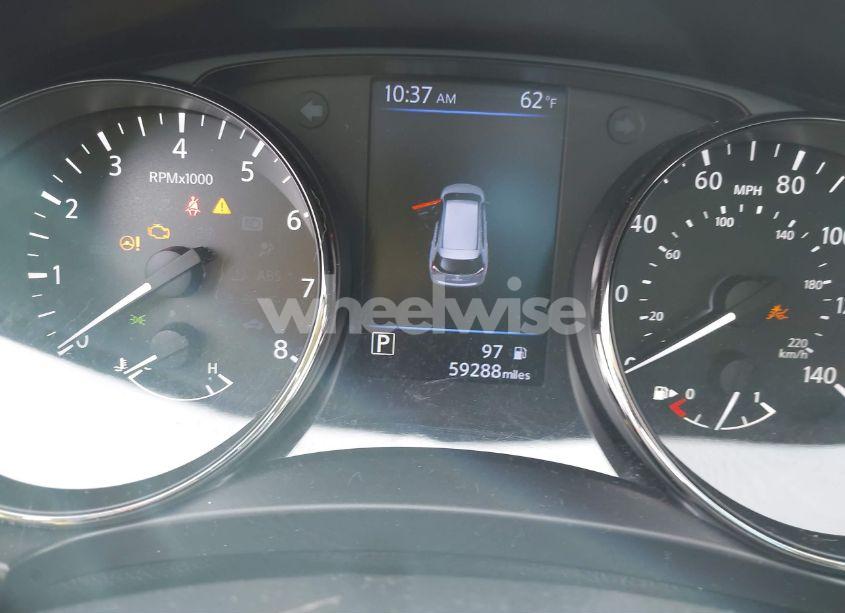 Photo 7 of 2018 Nissan Rogue SL (VIN JN8AT2MV1JW317821)