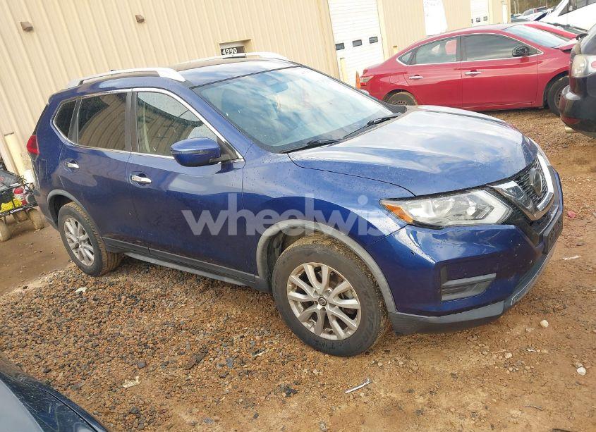 2018 Nissan Rogue SV (VIN JN8AT2MV1JW325496) main photo