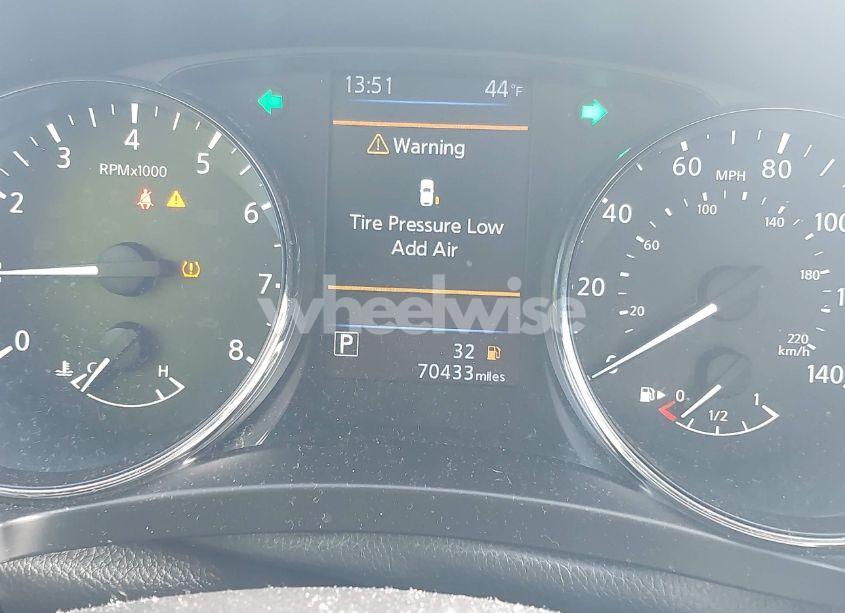 Photo 7 of 2018 Nissan Rogue SV (VIN JN8AT2MV1JW350365)