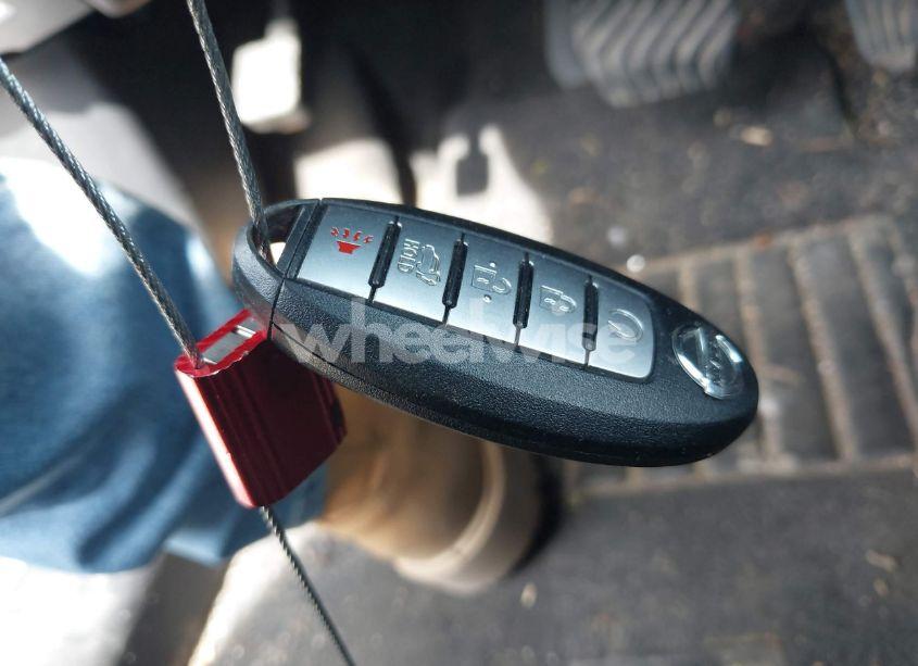 Photo 11 of 2018 Nissan Rogue SV (VIN JN8AT2MV1JW352732)