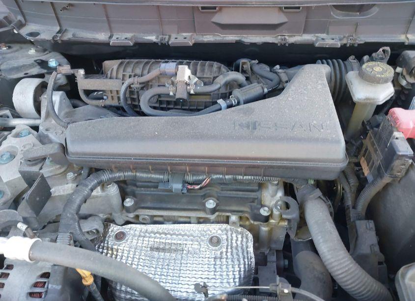 Photo 10 of 2018 Nissan Rogue SV (VIN JN8AT2MV1JW353184)