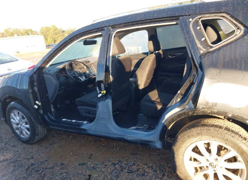 Photo 14 of 2018 Nissan Rogue SV (VIN JN8AT2MV1JW353184)