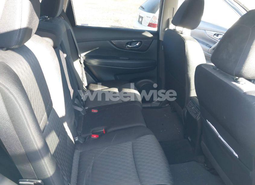 Photo 8 of 2019 Nissan Rogue SV (VIN JN8AT2MV1KW370116)