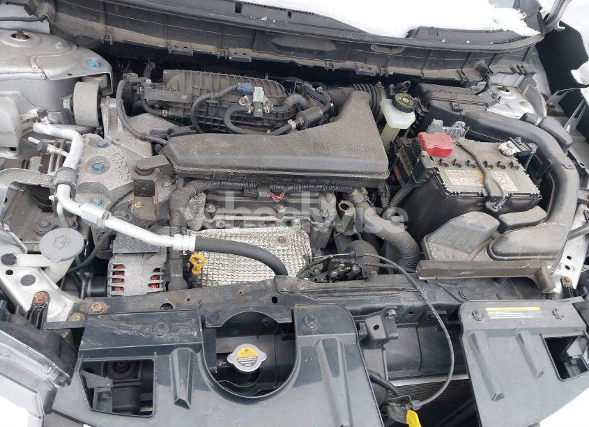 Photo 10 of 2019 Nissan Rogue SV (VIN JN8AT2MV1KW378300)