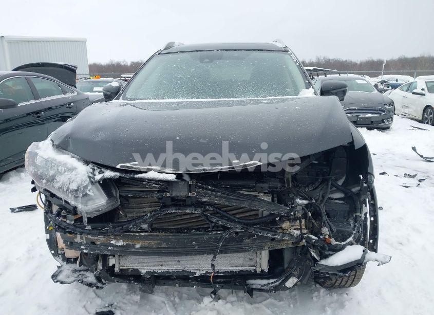 Photo 13 of 2019 Nissan Rogue SV (VIN JN8AT2MV1KW378913)