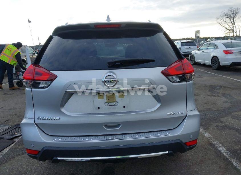 Photo 16 of 2019 Nissan Rogue SV (VIN JN8AT2MV1KW379852)