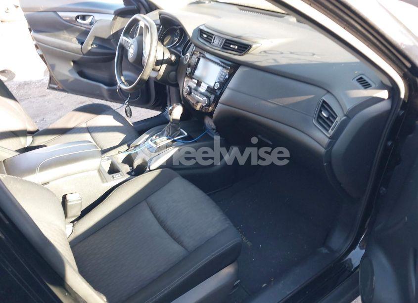 Photo 5 of 2020 Nissan Rogue SV INTELLIGENT AWD (VIN JN8AT2MV1LW103172)