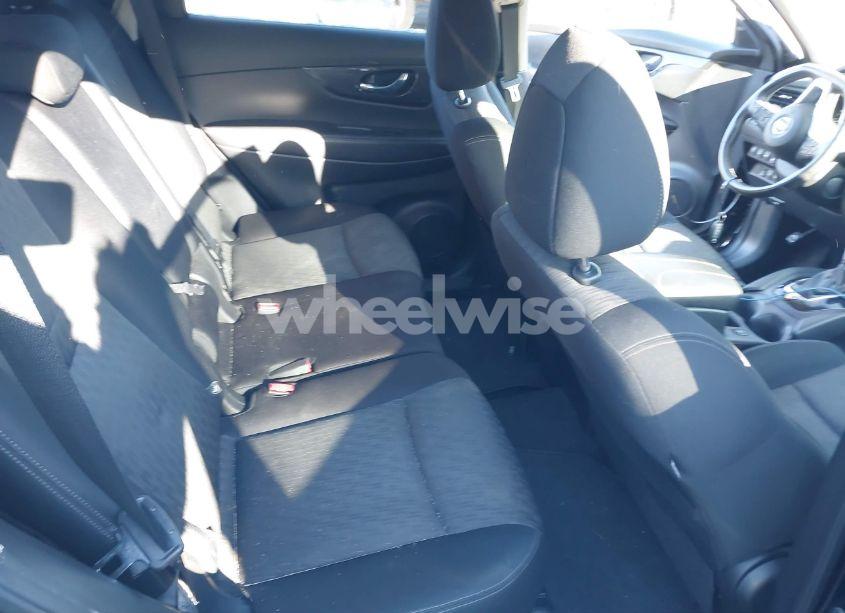 Photo 8 of 2020 Nissan Rogue SV INTELLIGENT AWD (VIN JN8AT2MV1LW103172)