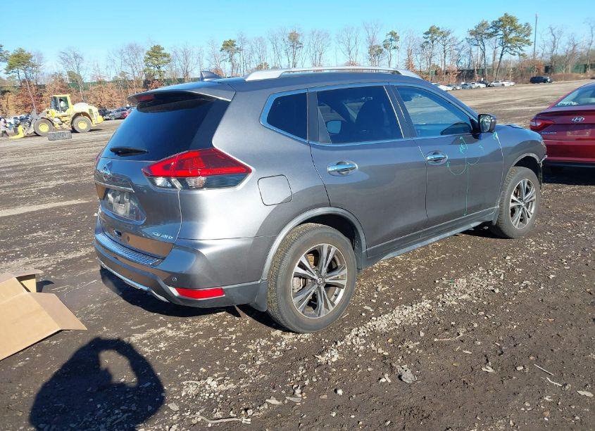 Photo 4 of 2020 Nissan Rogue SV INTELLIGENT AWD (VIN JN8AT2MV1LW130677)