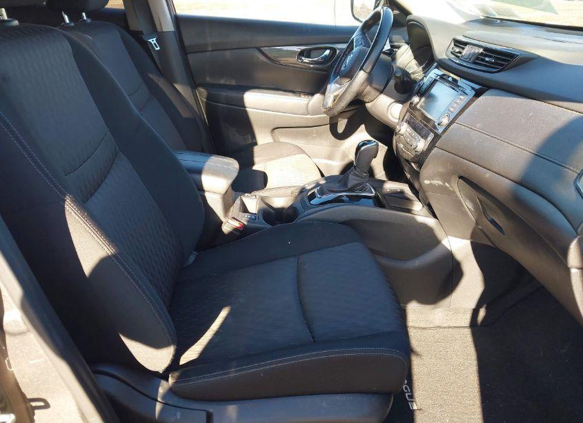 Photo 5 of 2020 Nissan Rogue SV INTELLIGENT AWD (VIN JN8AT2MV1LW130677)