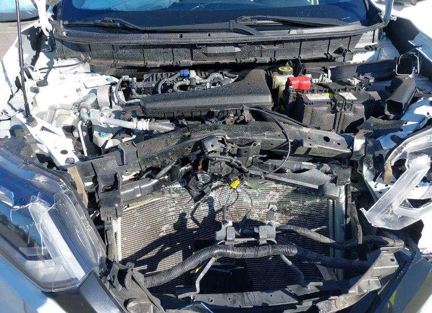 Photo 10 of 2020 Nissan Rogue S INTELLIGENT AWD (VIN JN8AT2MV1LW139251)