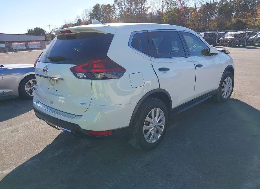 Photo 4 of 2020 Nissan Rogue S INTELLIGENT AWD (VIN JN8AT2MV1LW139251)