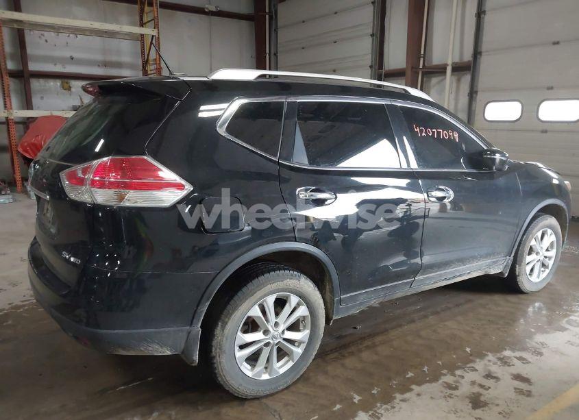 Photo 4 of 2016 Nissan Rogue SV (VIN JN8AT2MV2GW135957)