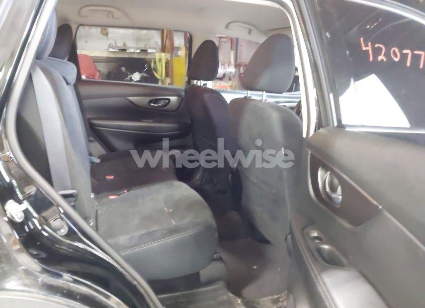 Photo 8 of 2016 Nissan Rogue SV (VIN JN8AT2MV2GW135957)