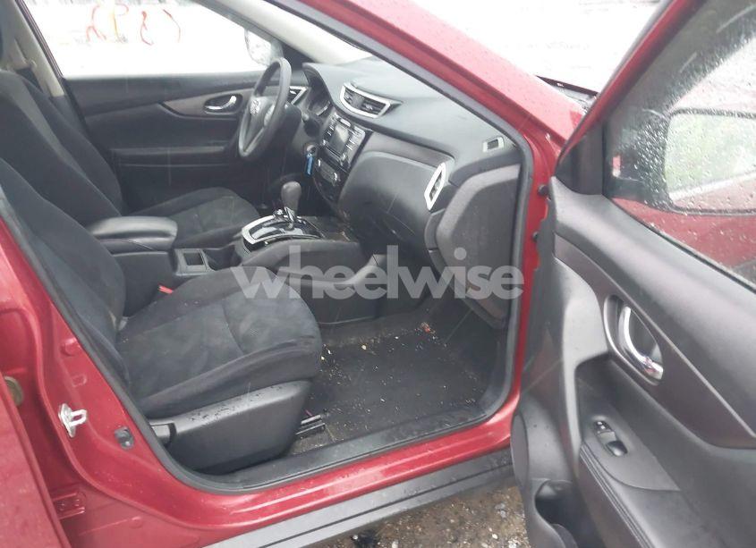 Photo 5 of 2016 Nissan Rogue S (VIN JN8AT2MV2GW139281)