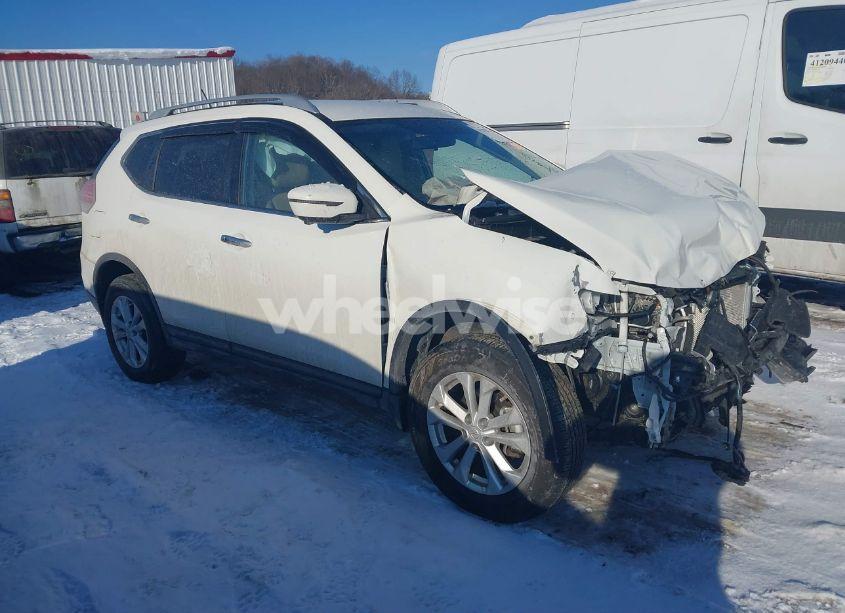 2016 Nissan Rogue SV (VIN JN8AT2MV2GW140625) main photo