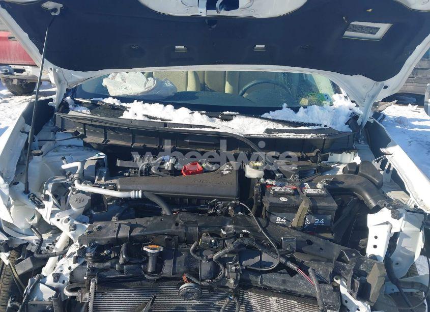 Photo 10 of 2016 Nissan Rogue SV (VIN JN8AT2MV2GW140625)