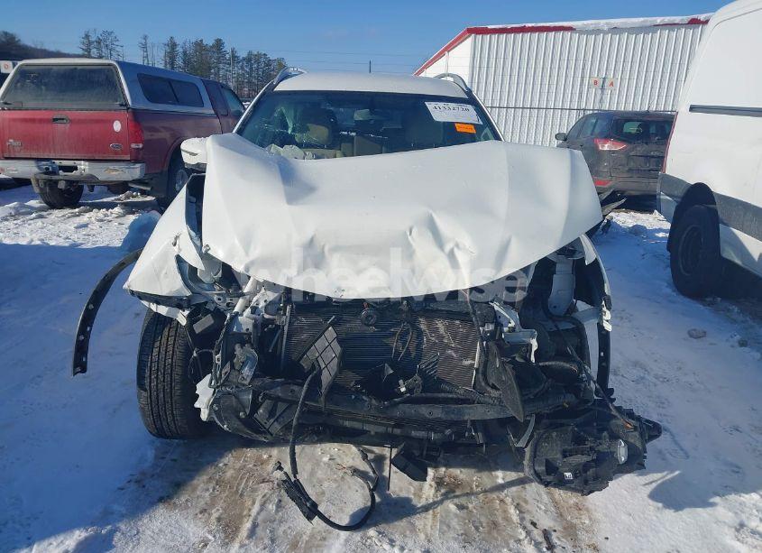 Photo 13 of 2016 Nissan Rogue SV (VIN JN8AT2MV2GW140625)