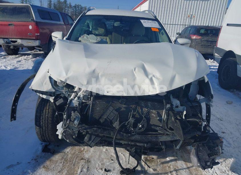 Photo 6 of 2016 Nissan Rogue SV (VIN JN8AT2MV2GW140625)