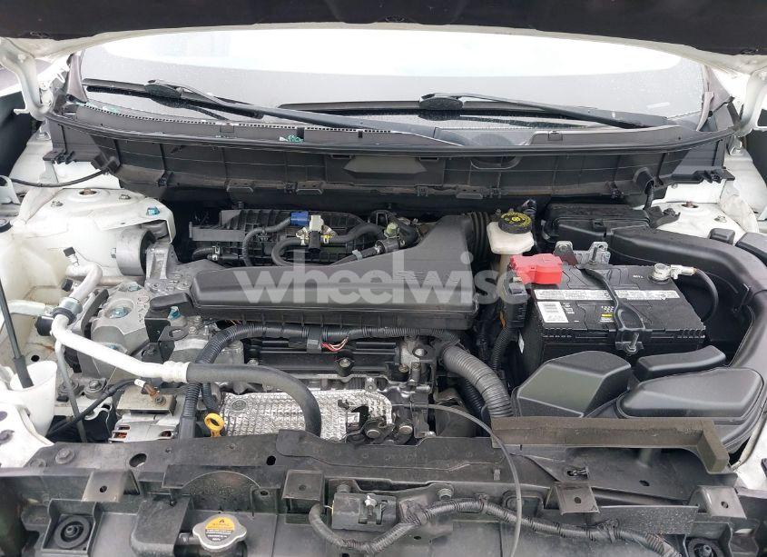 Photo 10 of 2016 Nissan Rogue S (VIN JN8AT2MV2GW145341)